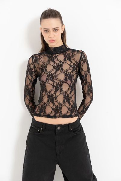 'LACE LONGSLEEVE'